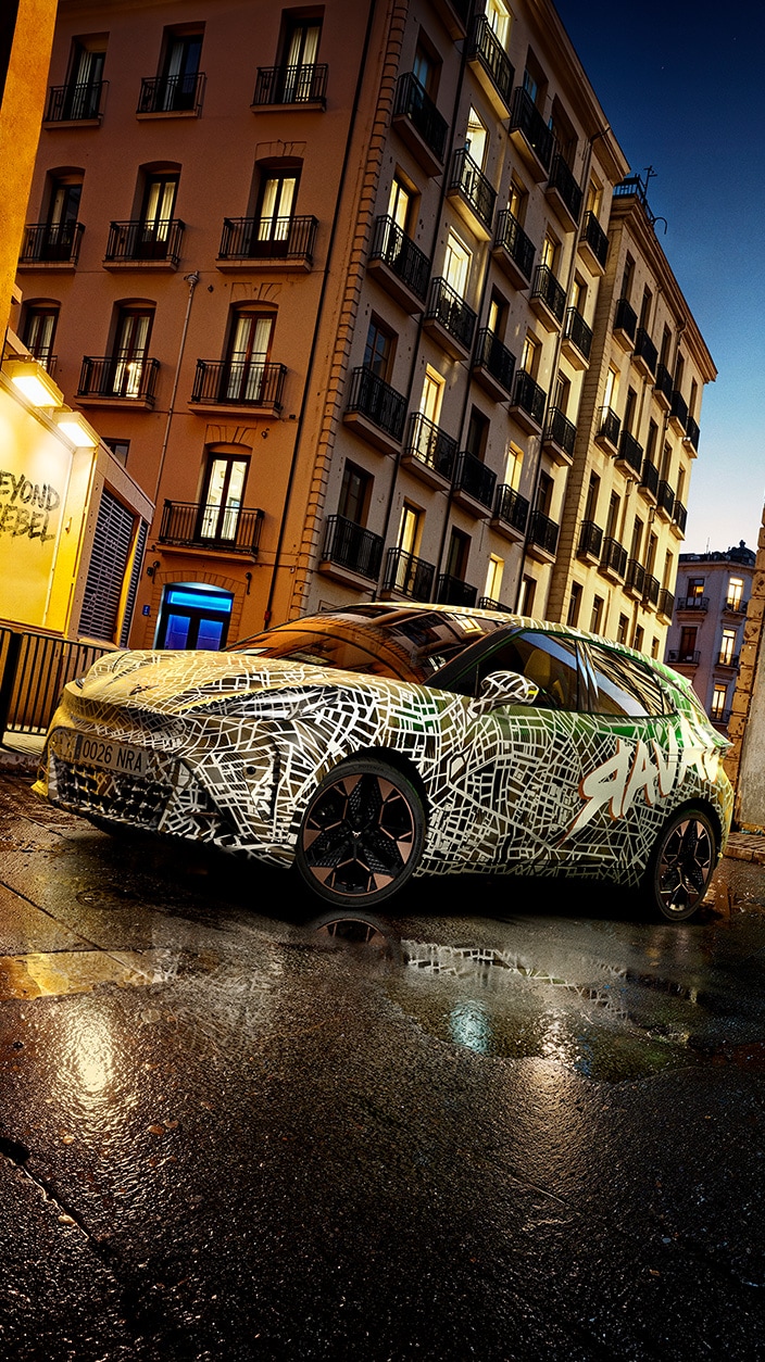 CUPRA Raval met camouflage