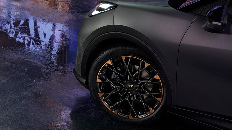 Close-up van velgen CUPRA Raval