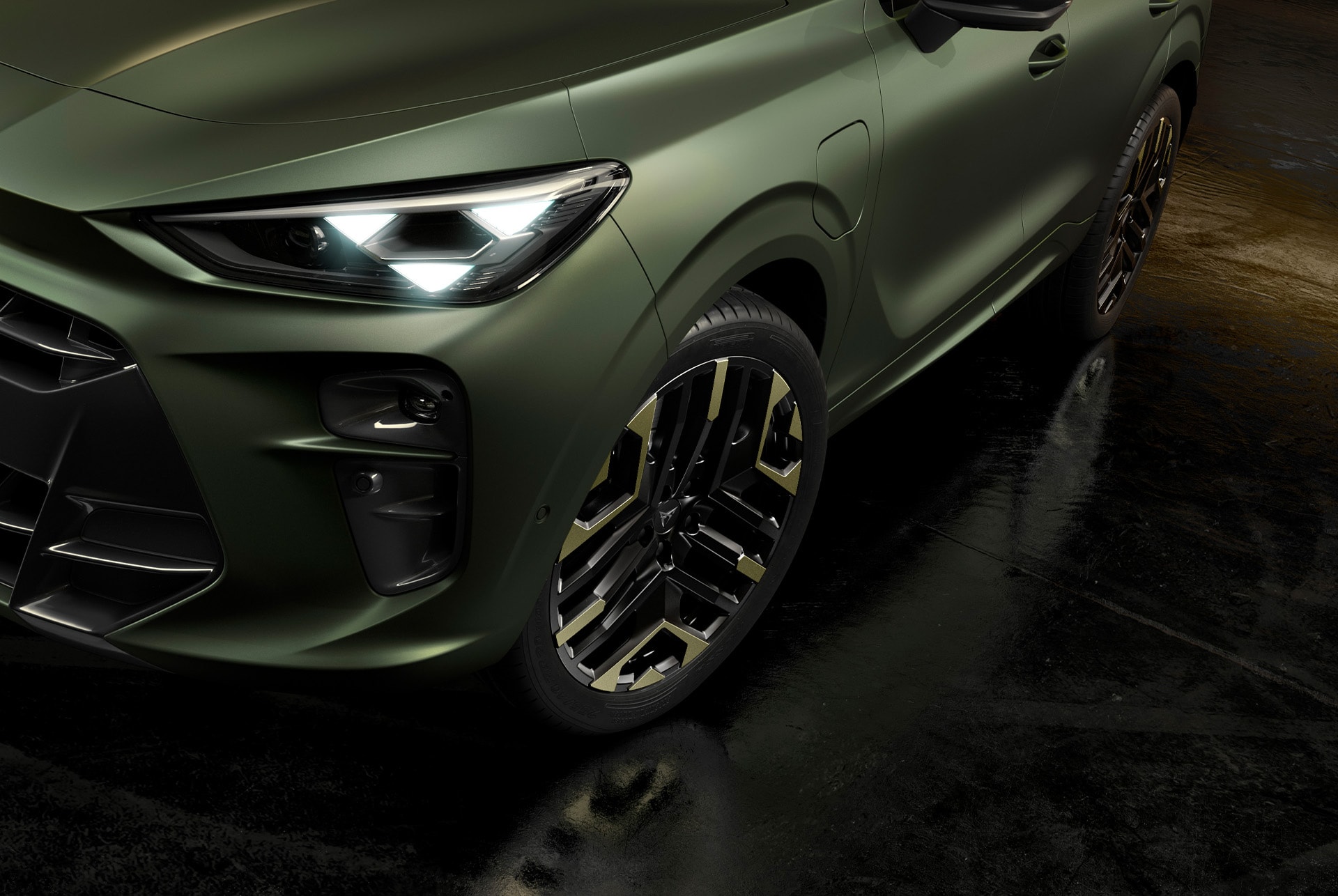Beeld van de CUPRA Terramar Tribe Edition met 20 inch lichtmetalen velgen die naadloos aansluiten op de designlijnen van de auto.